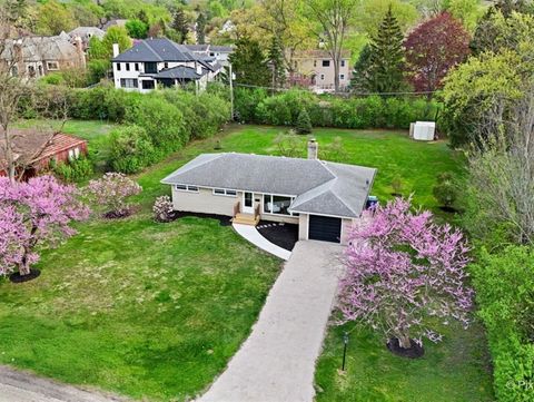 Tiny photo for 2015 Maplewood Road, Northbrook, IL 60062 (MLS # 12628969)