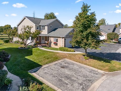 Tiny photo for 11424 LAKEBROOK Court, Orland Park, IL 60467 (MLS # 12494672)