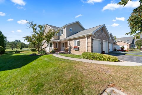 Tiny photo for 11424 LAKEBROOK Court, Orland Park, IL 60467 (MLS # 12494672)