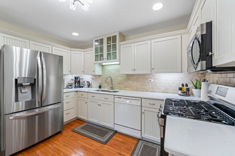 Tiny photo for 11424 LAKEBROOK Court, Orland Park, IL 60467 (MLS # 12494672)