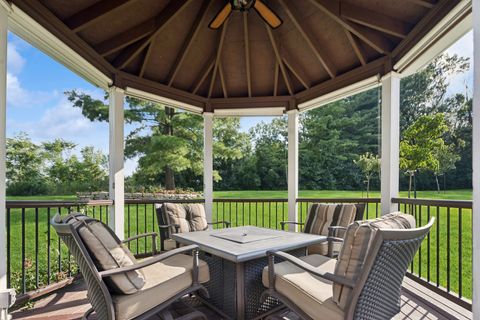 Tiny photo for 8120 Woodside Lane, Burr Ridge, IL 60527 (MLS # 12415208)