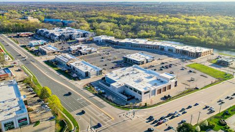 Tiny photo for Mundelein, IL 60060 (MLS # 12524494)