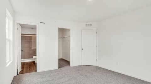 Tiny photo for Mundelein, IL 60060 (MLS # 12524494)