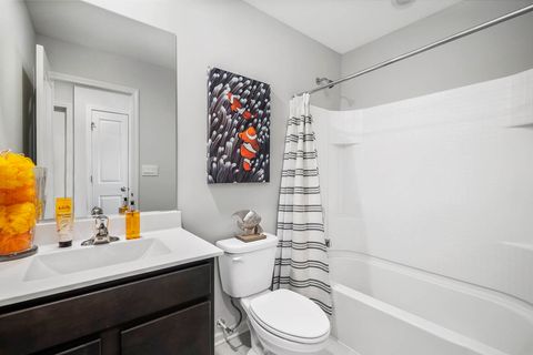 Tiny photo for Mundelein, IL 60060 (MLS # 12524494)