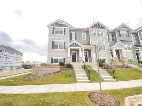 Photo of Mundelein, IL 60060 (MLS # 12524494)