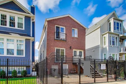 Tiny photo for 1940 N Ridgeway Avenue #2, Chicago, IL 60647 (MLS # 12515623)