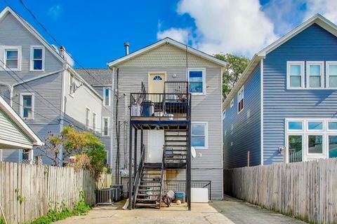 Tiny photo for 1940 N Ridgeway Avenue #2, Chicago, IL 60647 (MLS # 12515623)