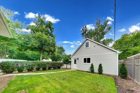 Tiny photo for 101 16th Street, Wilmette, IL 60091 (MLS # 12706001)