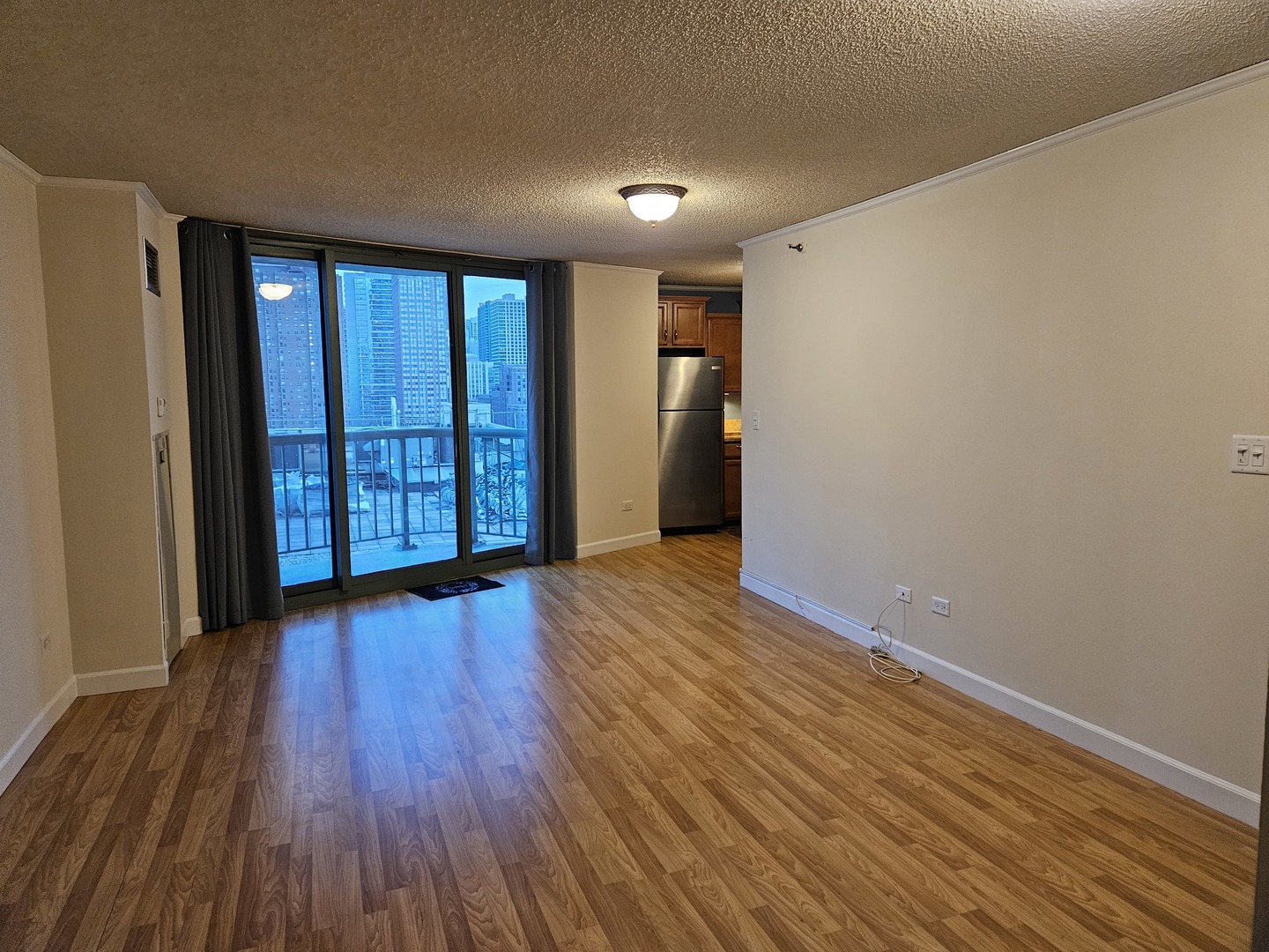 111 W MAPLE Street 912