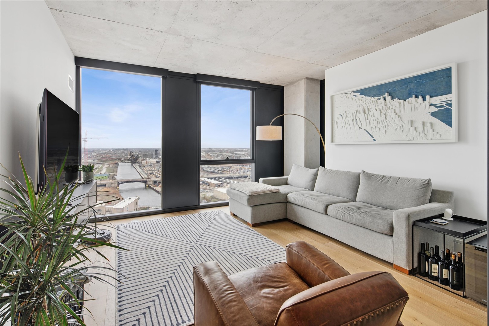 234 W Polk Street 2607