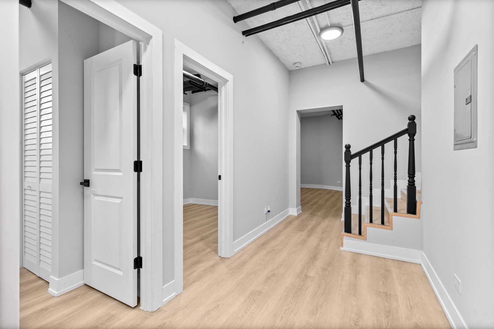 1649 W JONQUIL Terrace GE