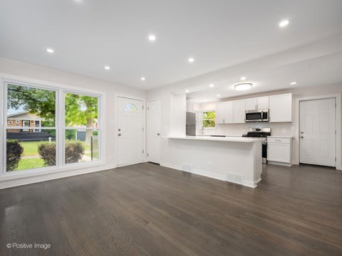 Tiny photo for 9136 S Union Avenue, Chicago, IL 60620 (MLS # 12792902)