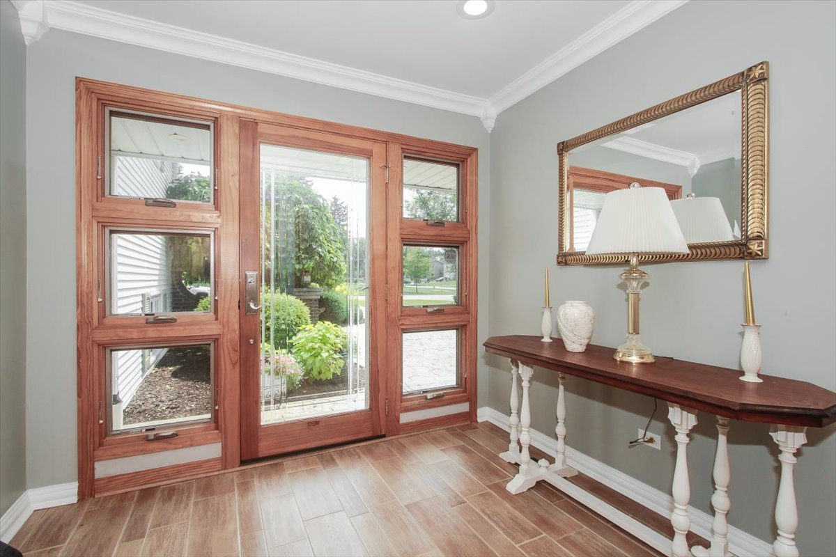 20W608 22nd Street