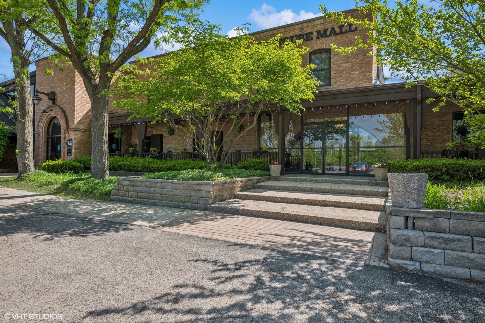 200 Applebee Street