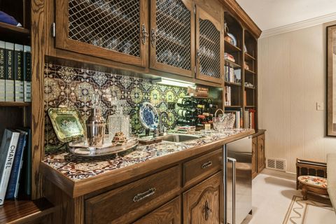 Tiny photo for 354 Grayfriars Lane, Inverness, IL 60067 (MLS # 12444940)