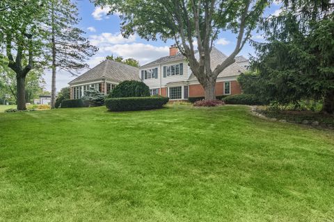 Tiny photo for 354 Grayfriars Lane, Inverness, IL 60067 (MLS # 12444940)
