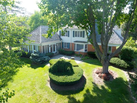 Tiny photo for 354 Grayfriars Lane, Inverness, IL 60067 (MLS # 12444940)