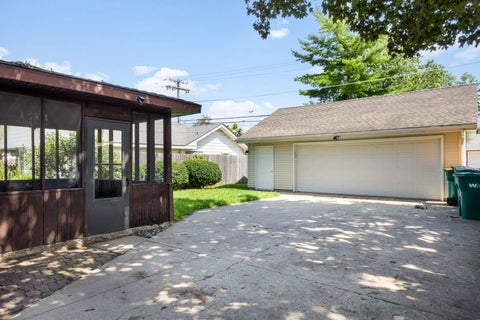 Tiny photo for 1322 N Prairie Avenue, Joliet, IL 60435 (MLS # 12735412)