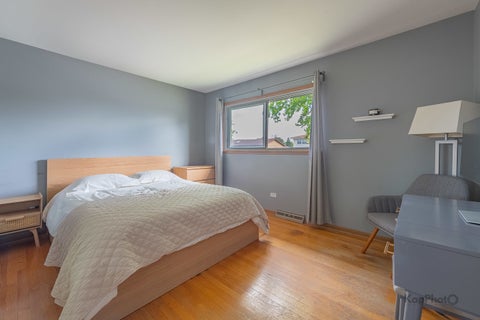 Tiny photo for 8142 W Lyons Street, Niles, IL 60714 (MLS # 12672721)
