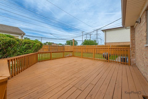 Tiny photo for 8142 W Lyons Street, Niles, IL 60714 (MLS # 12672721)