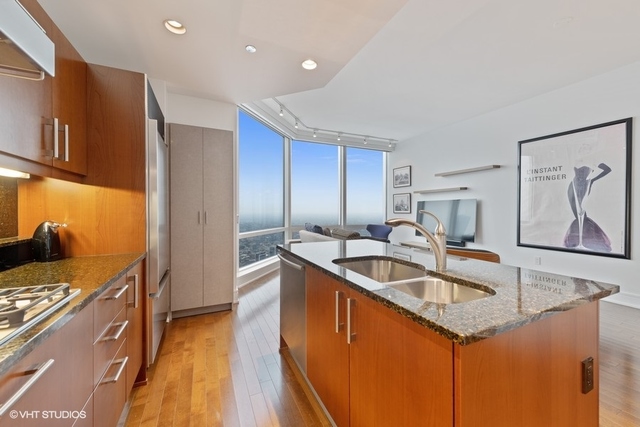 401 N Wabash Avenue 74G