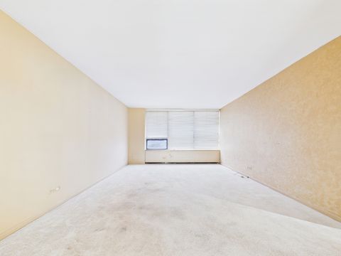 Tiny photo for 3930 N PINE GROVE Avenue #2516, Chicago, IL 60613 (MLS # 12556684)