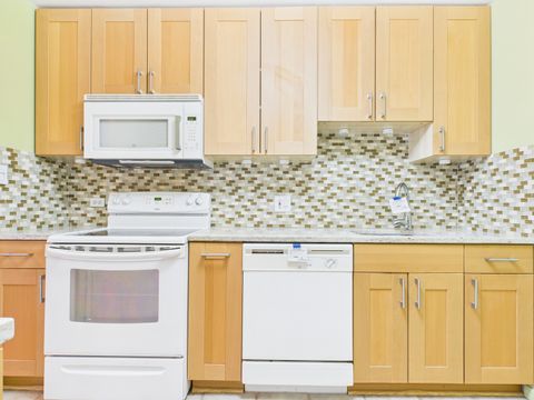 Tiny photo for 3930 N PINE GROVE Avenue #2516, Chicago, IL 60613 (MLS # 12556684)