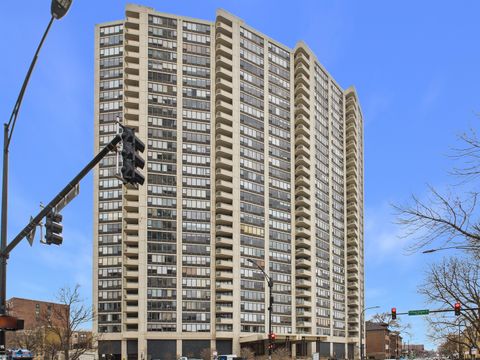 Photo of 3930 N PINE GROVE Avenue #2516, Chicago, IL 60613 (MLS # 12556684)