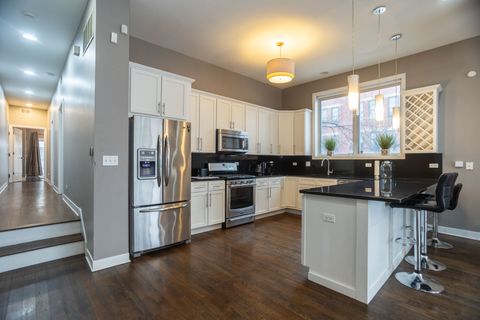 Tiny photo for 1500 W Grand Avenue #1E, Chicago, IL 60642 (MLS # 12599532)