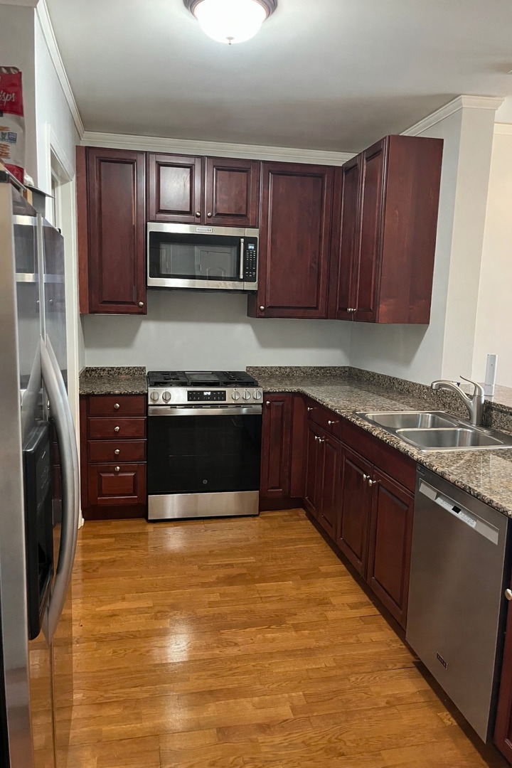 420 E Waterside Drive 1009