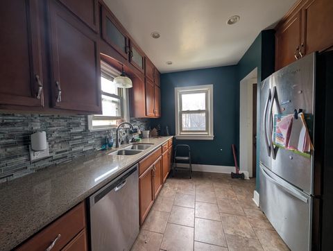 Tiny photo for 2915 24th Avenue A Street, Moline, IL 61265 (MLS # 12590225)