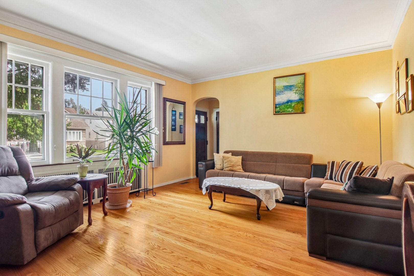 2842 N Mont Clare Avenue - Photo 4