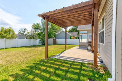 Tiny photo for 915 E Newkirk Street, Tuscola, IL 61953 (MLS # 12418938)