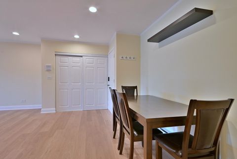 Tiny photo for 836 E Old Willow Road E #211, Prospect Heights, IL 60070 (MLS # 12524113)