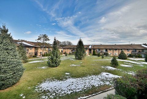 Tiny photo for 836 E Old Willow Road E #211, Prospect Heights, IL 60070 (MLS # 12524113)