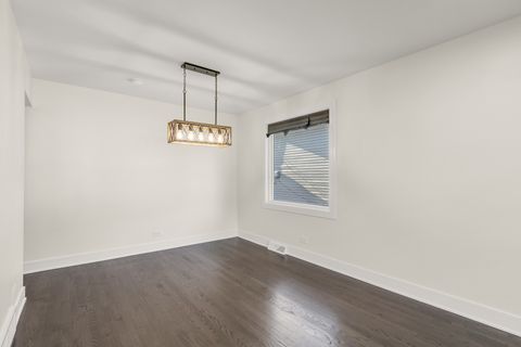 Tiny photo for 15622 Kenwood Avenue, South Holland, IL 60473 (MLS # 12621830)