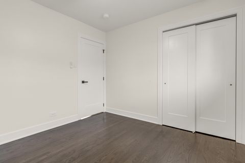 Tiny photo for 15622 Kenwood Avenue, South Holland, IL 60473 (MLS # 12621830)