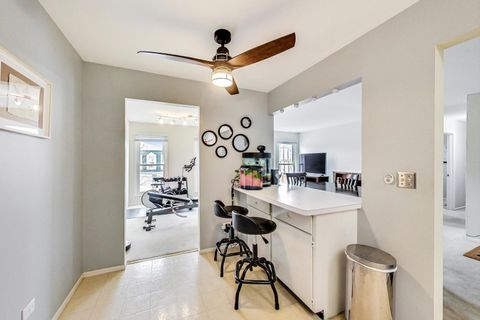 Tiny photo for 747 GARFIELD Avenue #C, Libertyville, IL 60048 (MLS # 12540931)