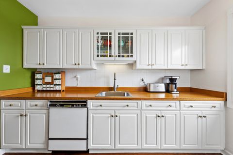 Tiny photo for 4300 N Marine Drive #1601, Chicago, IL 60613 (MLS # 12603713)