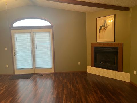 Tiny photo for 4 Acorn Drive, Harrisburg, IL 62946 (MLS # 12600271)