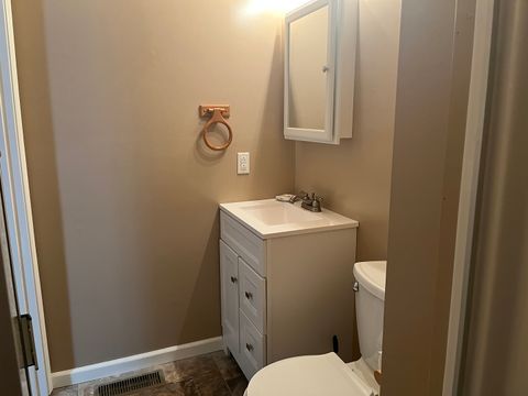 Tiny photo for 4 Acorn Drive, Harrisburg, IL 62946 (MLS # 12600271)