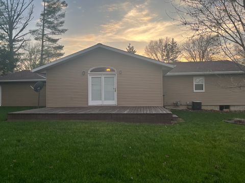 Tiny photo for 4 Acorn Drive, Harrisburg, IL 62946 (MLS # 12600271)