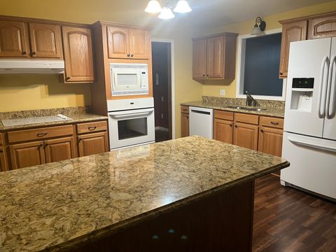 Tiny photo for 4 Acorn Drive, Harrisburg, IL 62946 (MLS # 12600271)