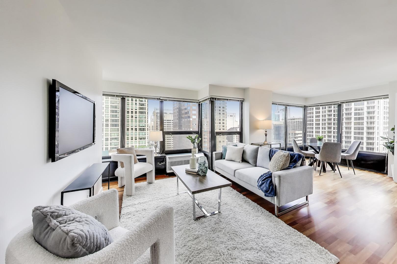 30 E Huron Street 2602