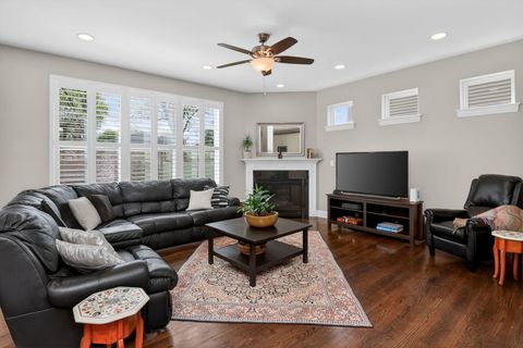 Tiny photo for 1039 Carol Street, Downers Grove, IL 60516 (MLS # 12613347)