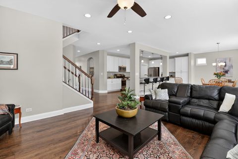 Tiny photo for 1039 Carol Street, Downers Grove, IL 60516 (MLS # 12613347)