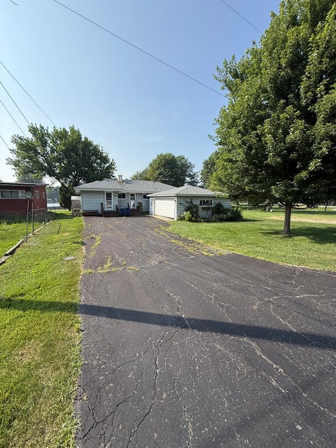 Photo of 33060 N Battershall Road, Grayslake, IL 60030 (MLS # 12710255)