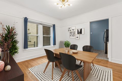 Tiny photo for 5511 N Winthrop Avenue #1W, Chicago, IL 60640 (MLS # 12462214)