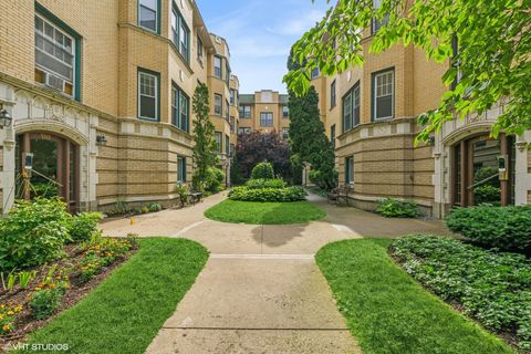 Photo of 5511 N Winthrop Avenue #1W, Chicago, IL 60640 (MLS # 12462214)