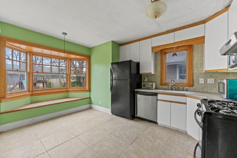 Tiny photo for 1904 Hancock Street, Rockford, IL 61103 (MLS # 12524134)